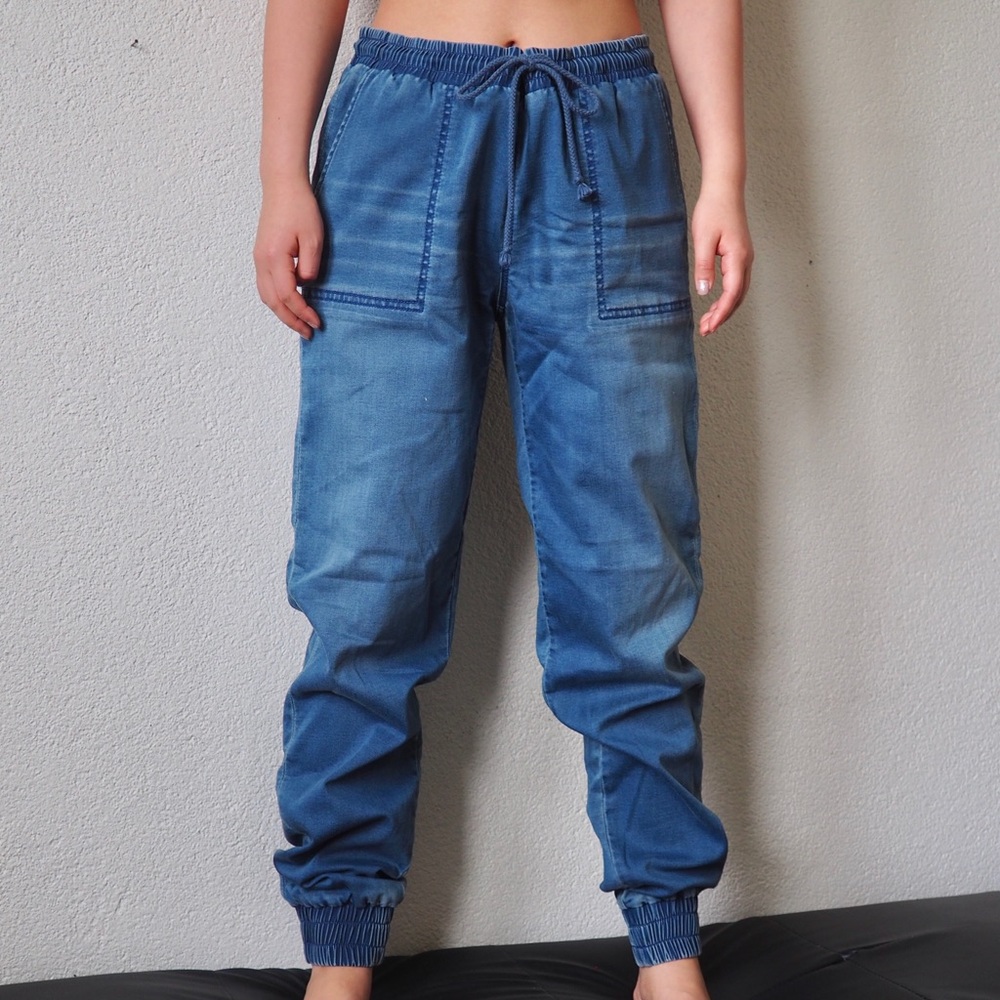 Tommy Hilfiger joggers